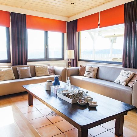 Beautiful Holidayhome With Sauna And Terrace Harscheid Ngoại thất bức ảnh