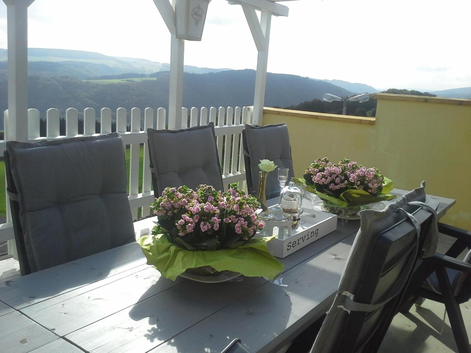 Beautiful Holidayhome With Sauna And Terrace Harscheid Ngoại thất bức ảnh